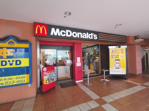 マクドナルド 北野田駅東口店(ファストフード)まで393m YMMBLD