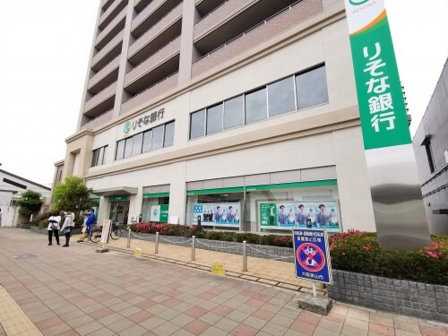 りそな銀行 金剛支店(銀行)まで565m ディークラディア金剛