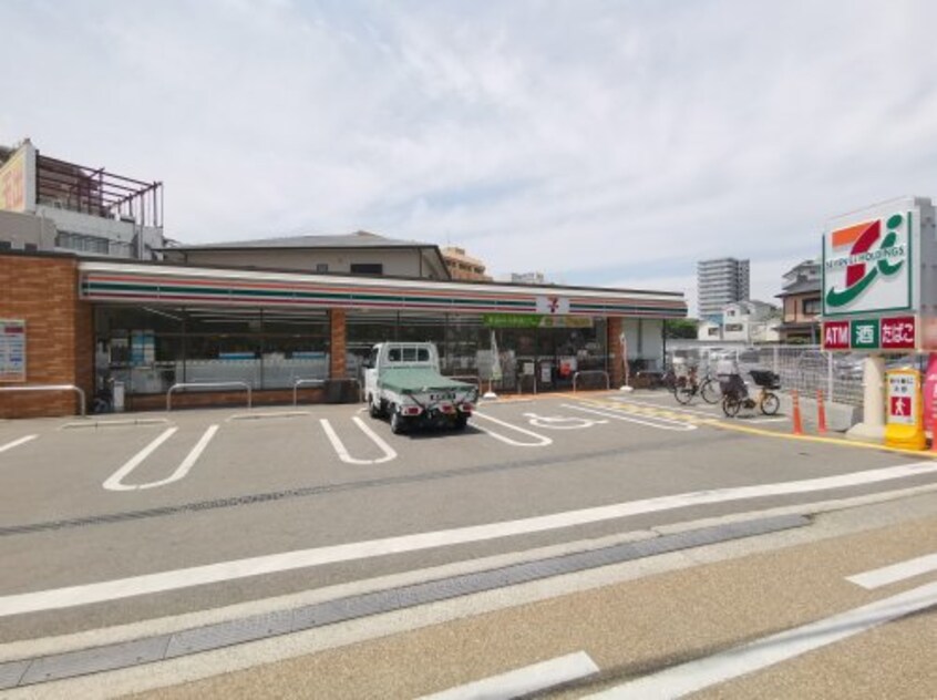 セブンイレブン 堺大阪府立大学前店(コンビニ)まで849m 南海高野線/白鷺駅 徒歩19分 1-2階 築46年