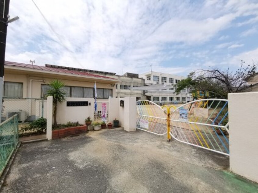 富田林市立喜志幼稚園(幼稚園/保育園)まで705m メゾン・ド・ローズ喜志