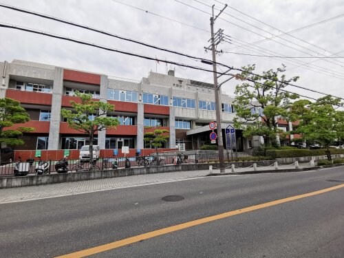 大阪狭山市役所(役所)まで216m 南海高野線/大阪狭山市駅 徒歩1分 1-2階 築43年