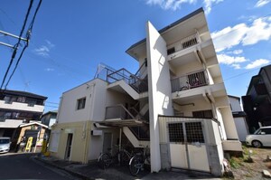 登美丘ハイツ