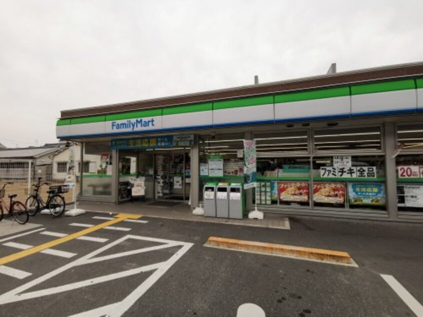 ファミリーマート 堺大美野店(コンビニ)まで566m クリスタルブライト