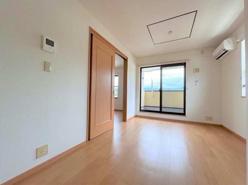  パインブライトB