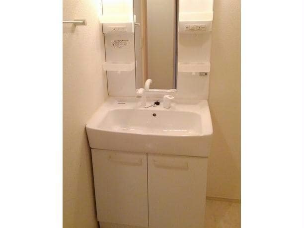  ボヌールエスパスⅣ番館