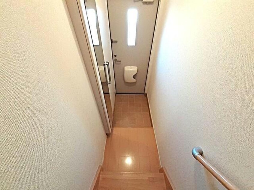  フロントフィールド1番館