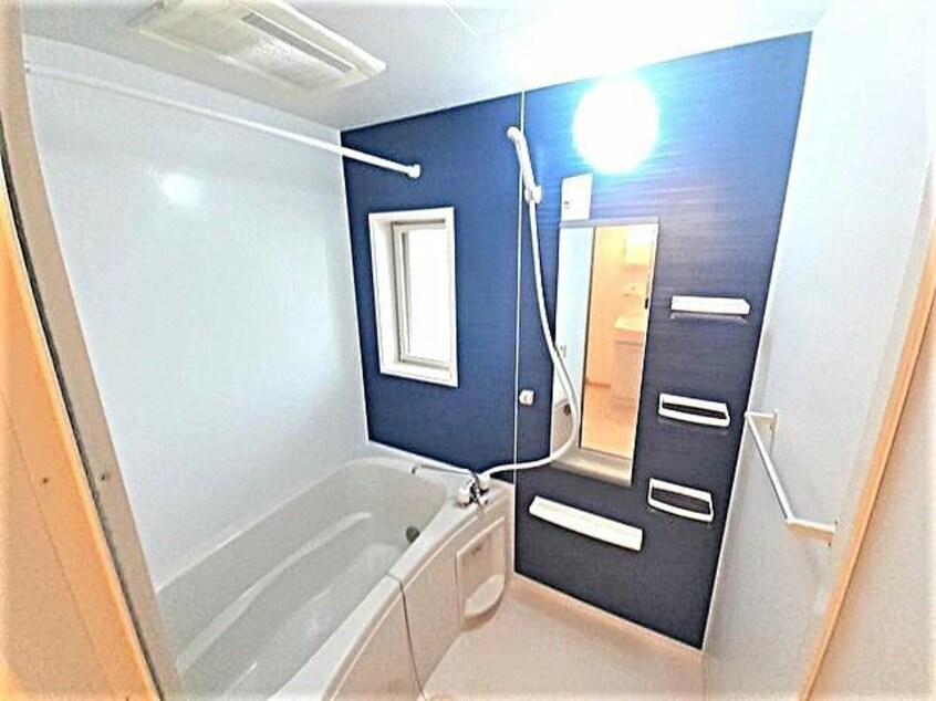  ジュネス１番館