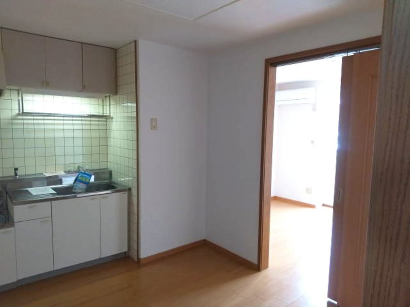 同仕様 和歌山線/下兵庫駅 徒歩1分 1階 築29年