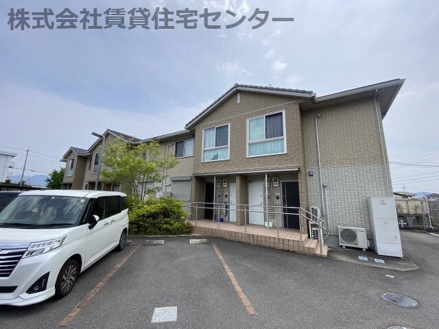  サンセール岩出