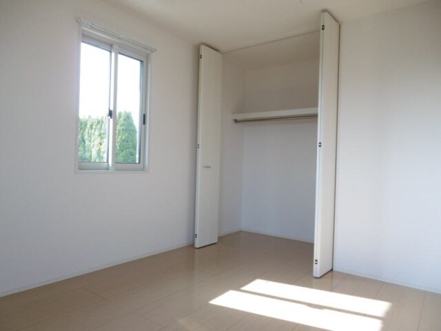  サンセール岩出