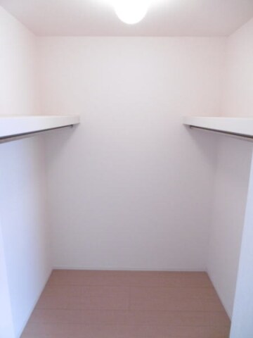  サンセール岩出