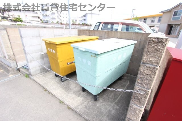  サンセール岩出