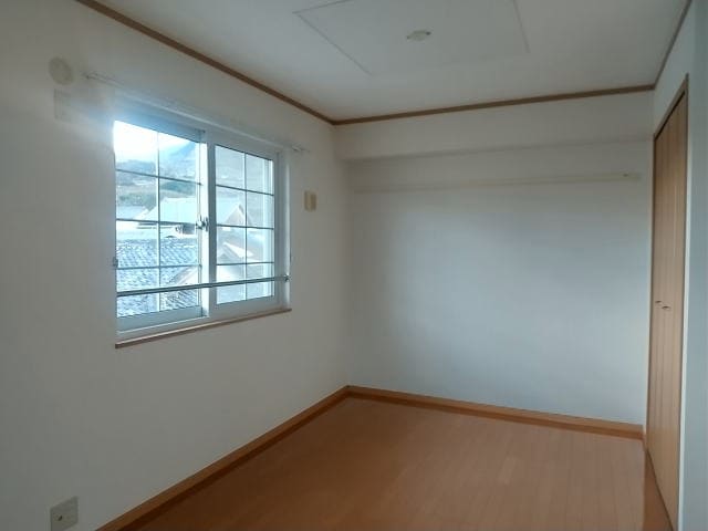  和歌山線/中飯降駅 徒歩11分 2階 築20年