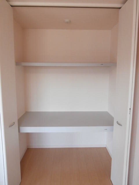  サンシャイン・ヒルズ