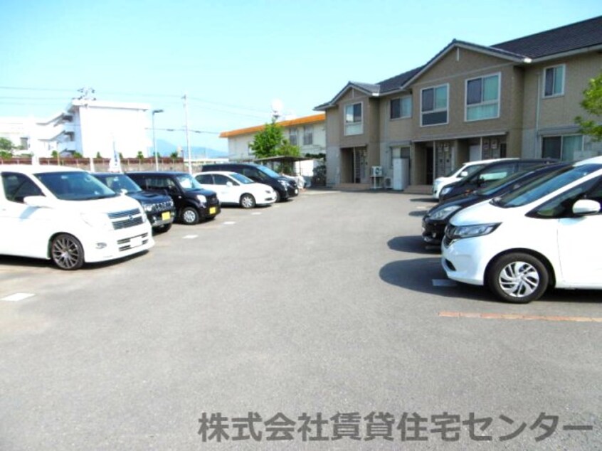  サンセール岩出