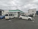 ファミリーマート かつらぎ笠田店様(コンビニ)まで600m リフレ　Ⅲ