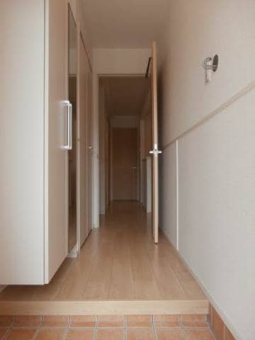  和歌山線/紀伊山田駅 徒歩20分 1階 築8年