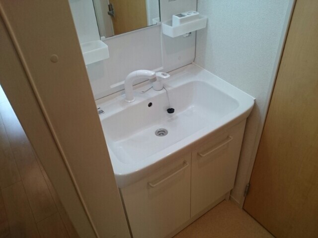  和歌山線/紀伊山田駅 徒歩20分 1階 築8年