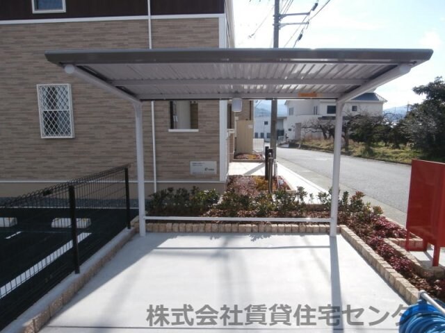  和歌山線/紀伊山田駅 徒歩20分 1階 築8年