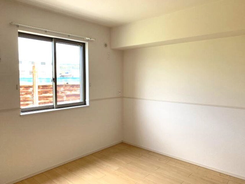 同仕様 和歌山線/紀伊山田駅 徒歩16分 1階 築6年