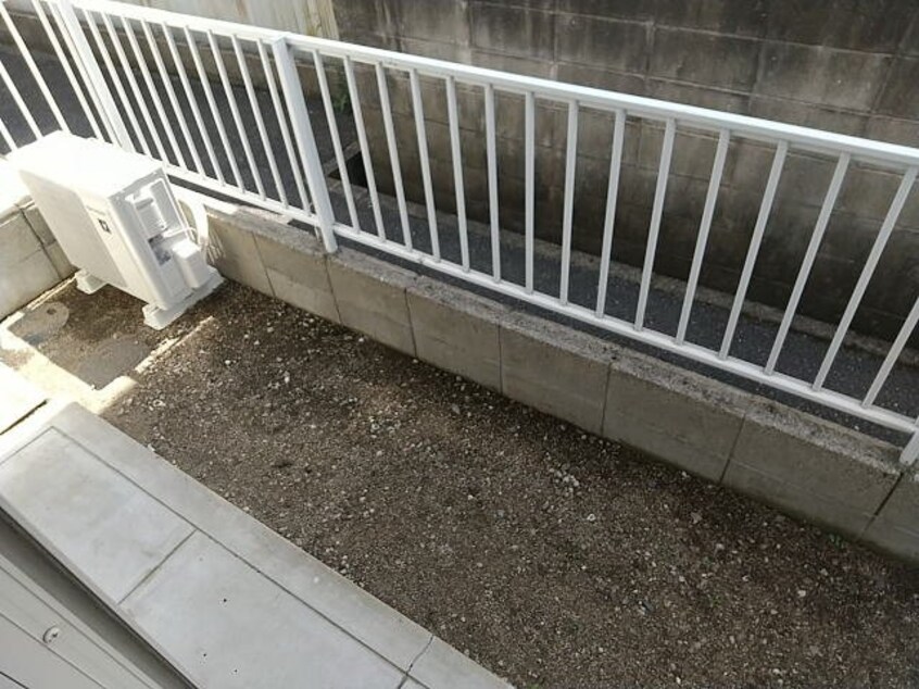 庭 和歌山線/橋本駅 徒歩17分 1階 築31年