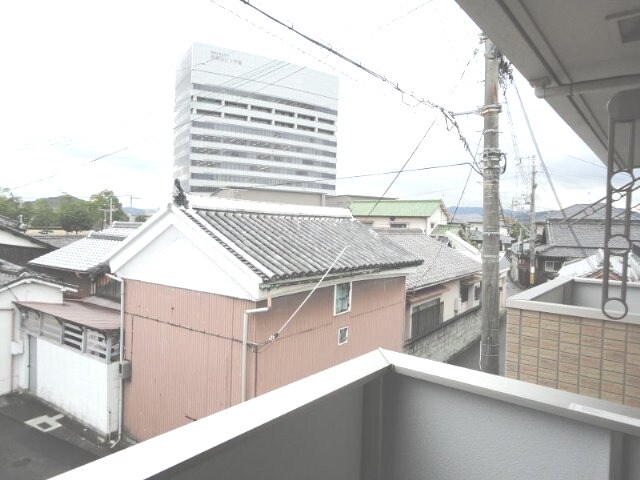  シクルアヴェニュー