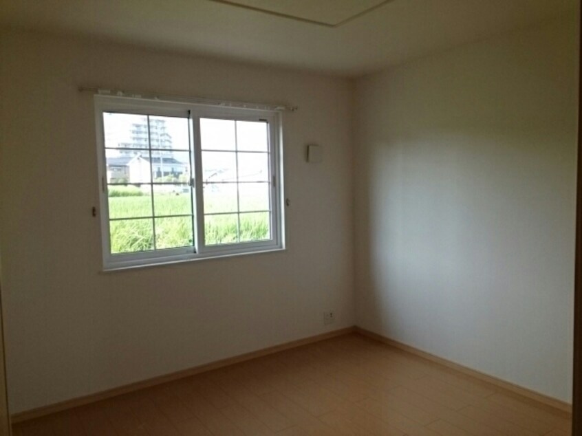  ミッテ・ドルフ西国分Ⅲ