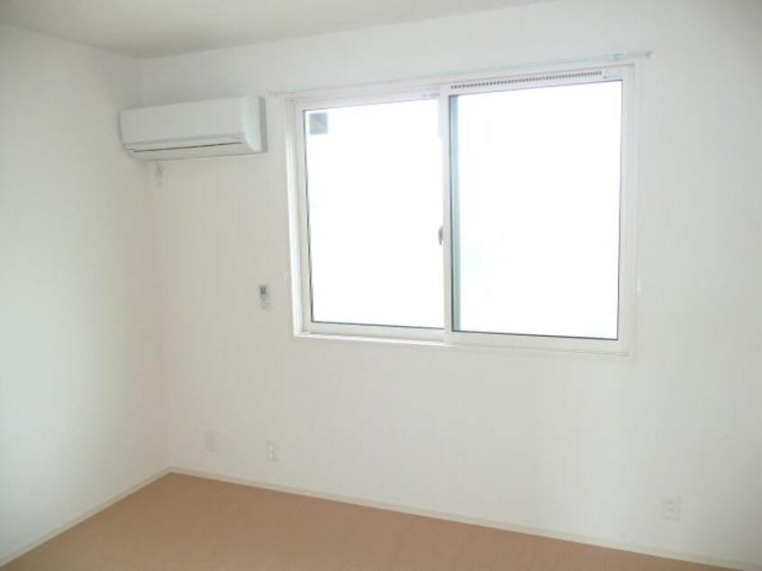 同仕様 EAST VILLAGE 2015