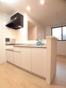  阪和線・羽衣線/紀伊駅 バス15分相谷西下車:停歩4分 2階 築8年