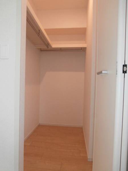 同仕様 和歌山線/下兵庫駅 徒歩11分 1階 築8年