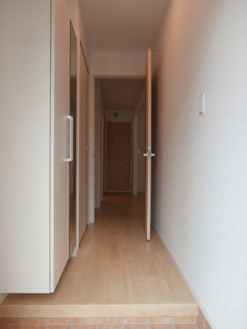 同仕様 和歌山線/下兵庫駅 徒歩11分 1階 築8年