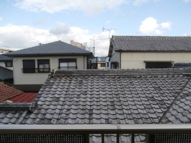  きのくに線・紀勢本線/和歌山市駅 バス10分屋形町５丁目下車:停歩1分 2階 築17年