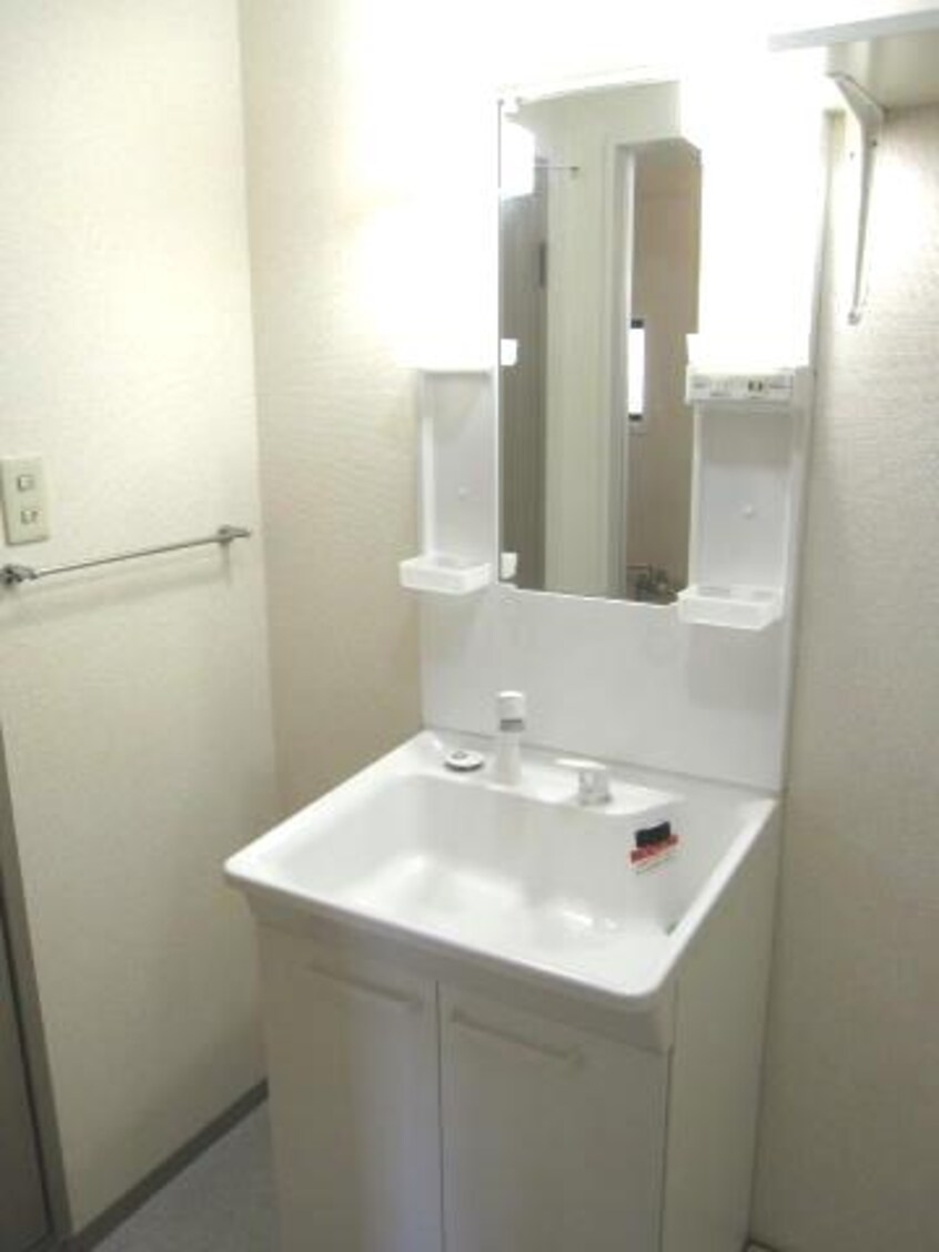 同仕様 グリーンフル岩中