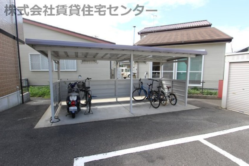  フジパレス手平
