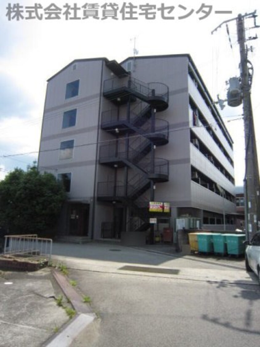  コモドアロッジオ
