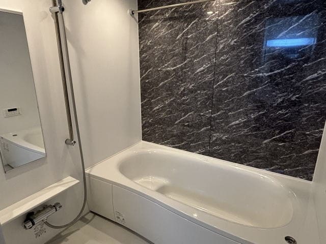  阪和線・羽衣線/紀伊駅 バス9分山村（和歌山県）下車:停歩6分 1階 築1年