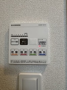  阪和線・羽衣線/紀伊駅 バス9分山村（和歌山県）下車:停歩6分 1階 築1年