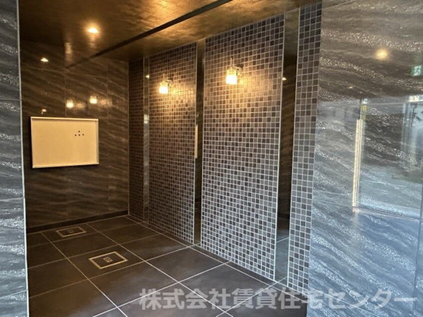  阪和線・羽衣線/和歌山駅 徒歩7分 3階 1年未満