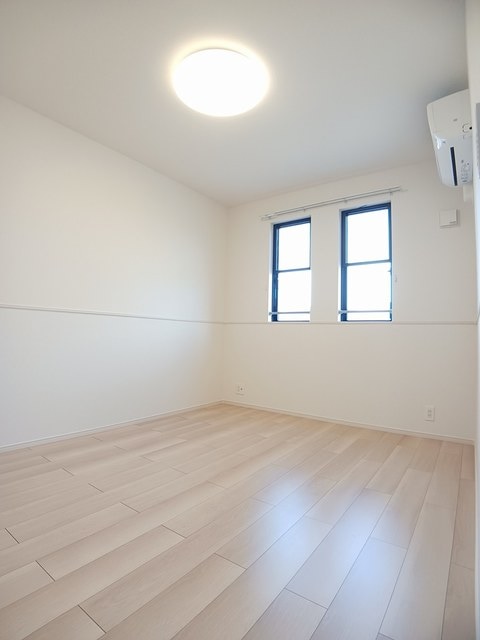  和歌山線/岩出駅 徒歩31分 2階 1年未満