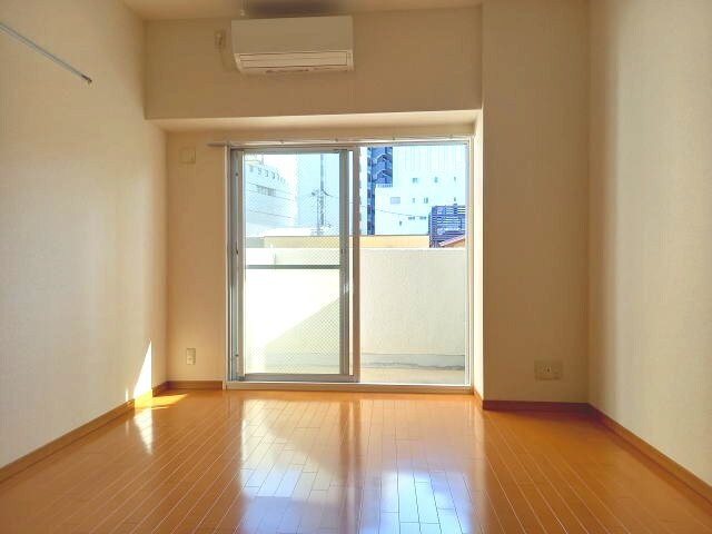  阪和線・羽衣線/和歌山駅 徒歩5分 2階 築18年