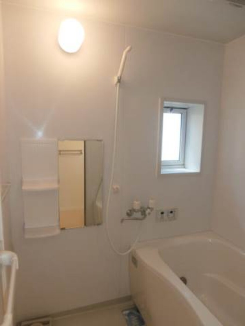  シャーメゾン有本