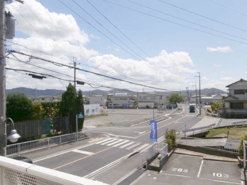  阪和線・羽衣線/紀伊駅 バス12分西安上下車:停歩8分 2階 築34年