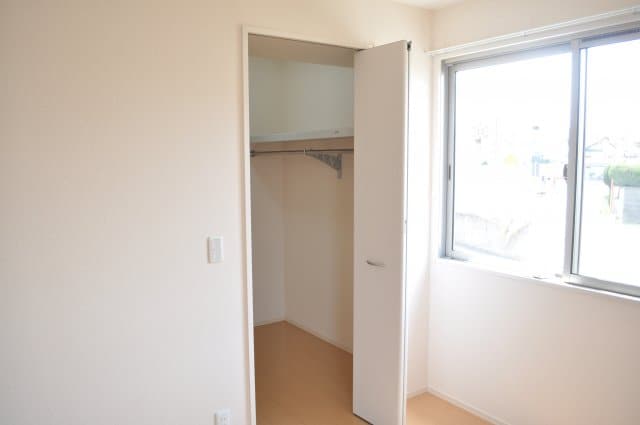  ルミエール岩橋　B棟