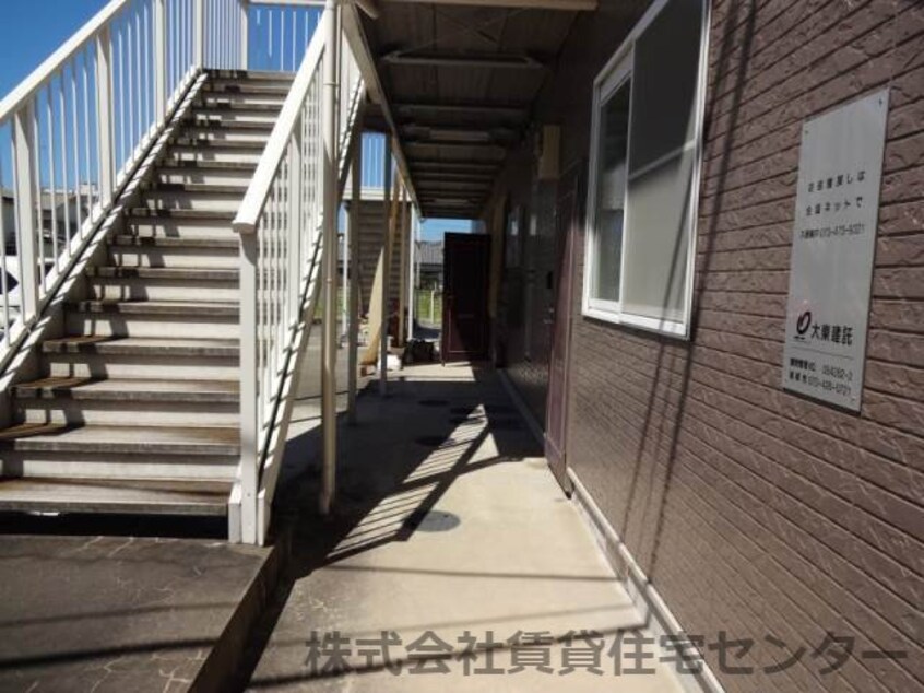  メゾンラフィネＢ