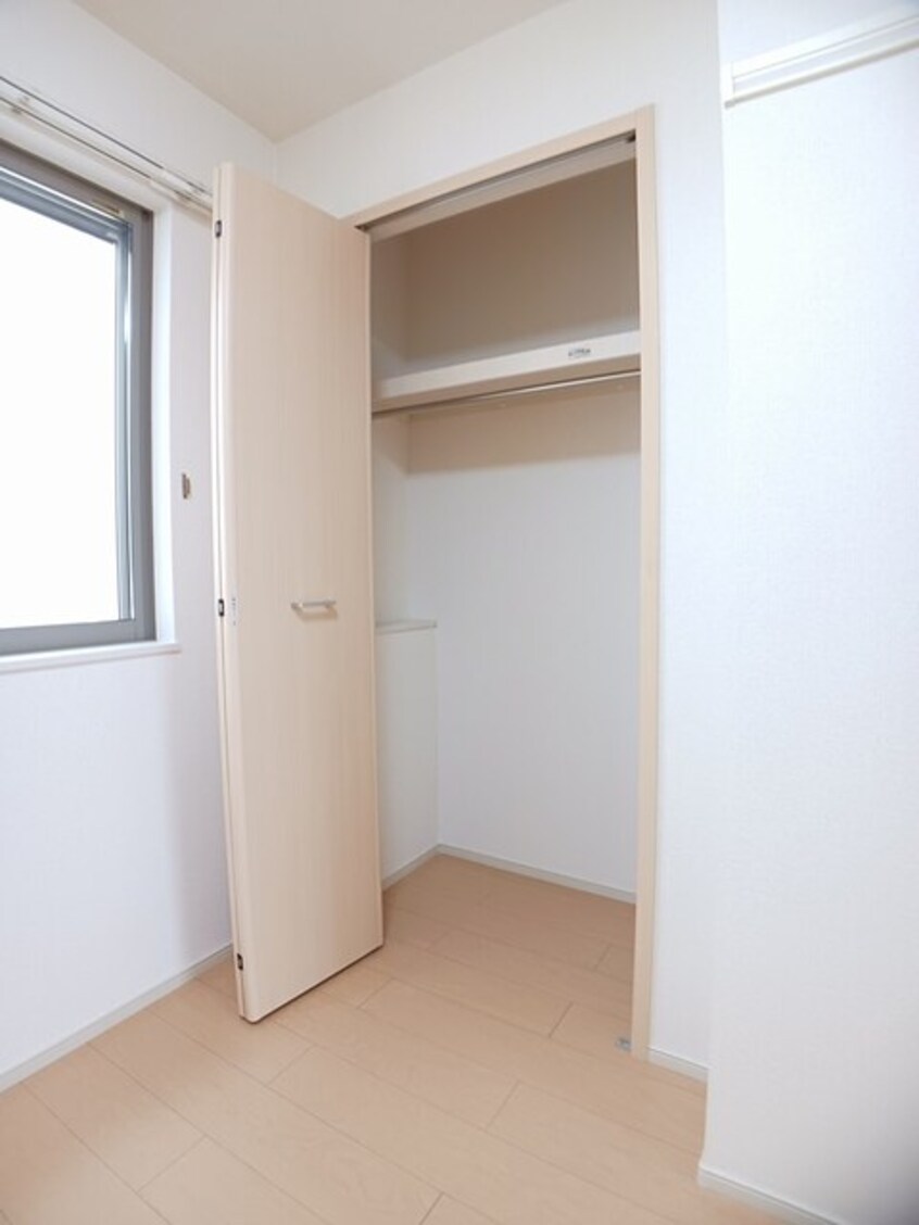  和歌山線/岩出駅 バス9分中島北下車:停歩5分 1階 築11年