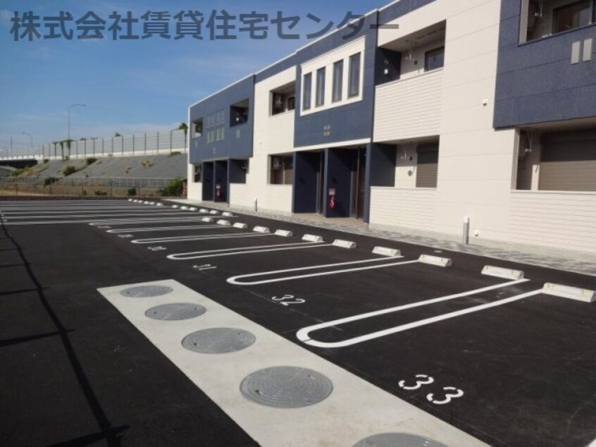  コーラルヴィラ出島Ｂ