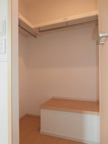  和歌山線/下兵庫駅 徒歩10分 2階 築10年