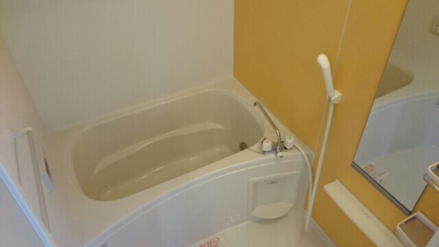  和歌山線/下兵庫駅 徒歩10分 2階 築10年