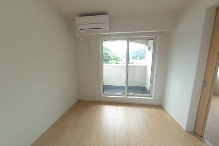 同仕様 和歌山線/下兵庫駅 徒歩7分 1階 築4年