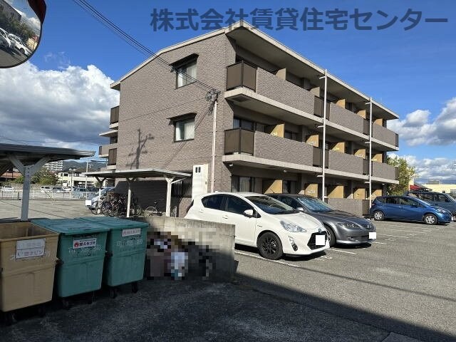  アーバンヴィラ岩出